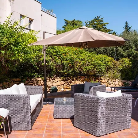Luxurious 3 Bedroom - Dunas Apartment